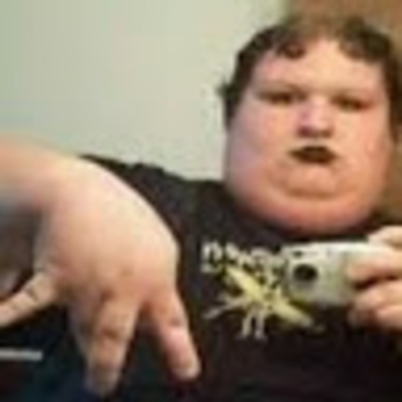 Meet your Posher, Romario - Picture 1 of 1